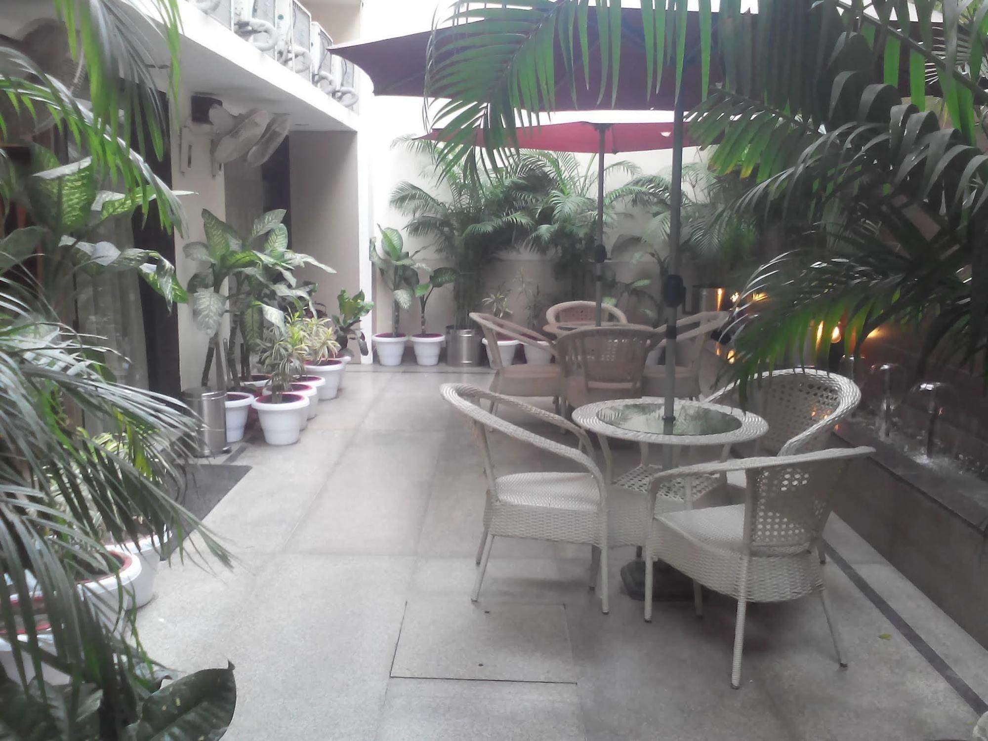 فندق غورغاونفي  أهوجا ريزيدنسي - دي إل إف فيز 2 المظهر الخارجي الصورة